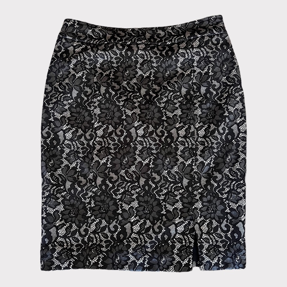 NEW Worthington Petite Stretch Black Floral Lace Knee Length Pencil Skirt 6P - Picture 2 of 6